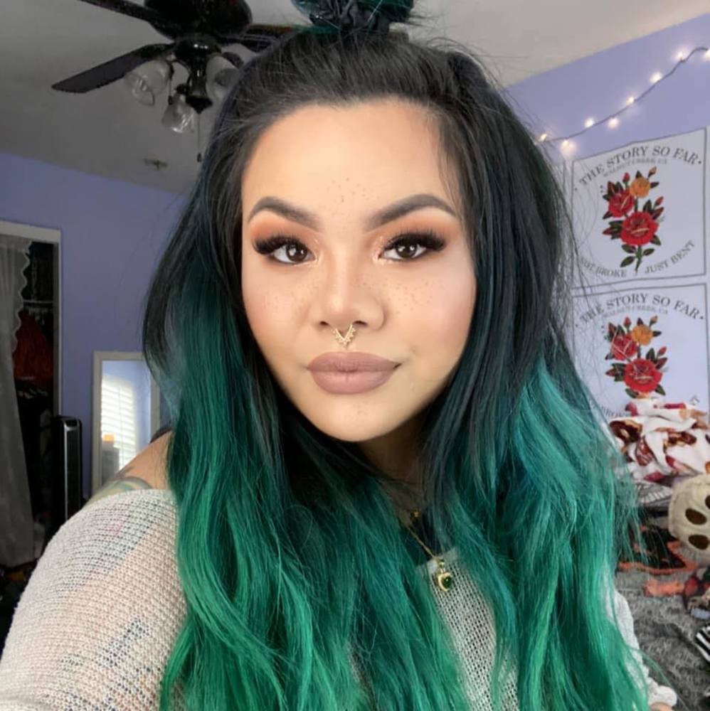 Meet your Posher, Leilani